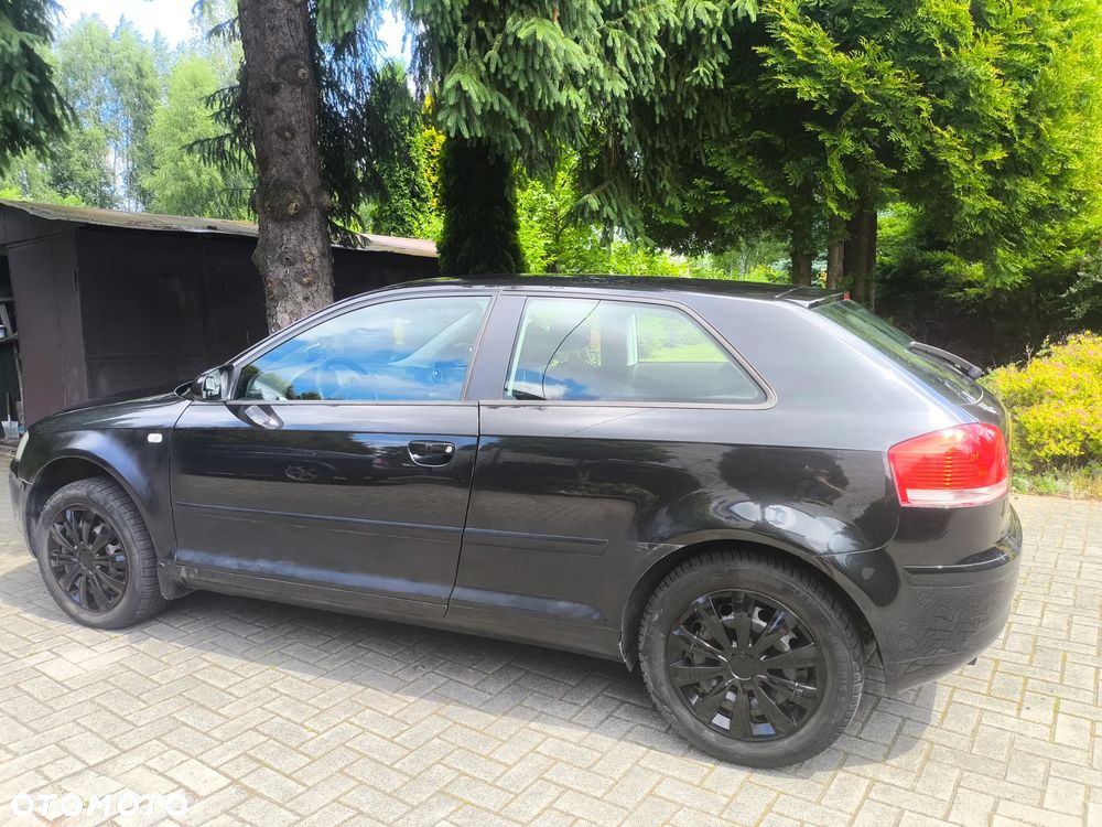 Audi A3 3-drzwiowe 1.6 Ambiente - 6