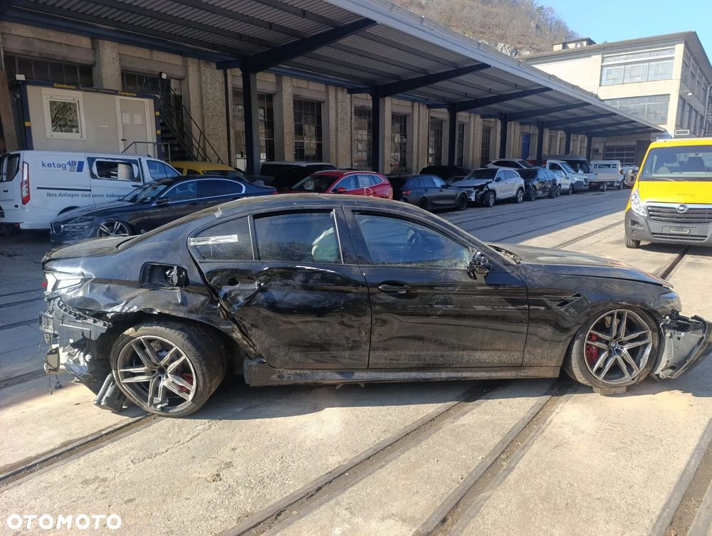 BMW M5 Competition - 5