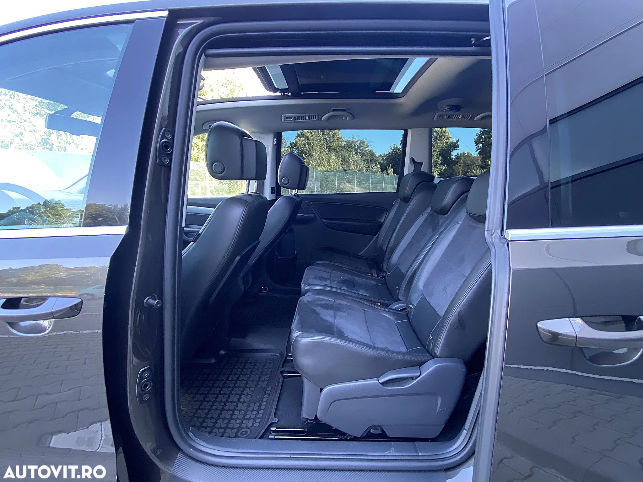 Volkswagen Sharan 2.0 TDI DSG Highline - 10