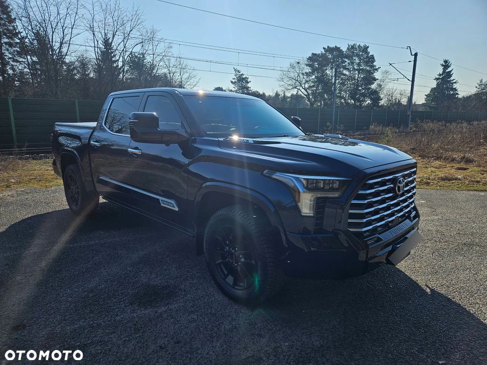Toyota Tundra - 16