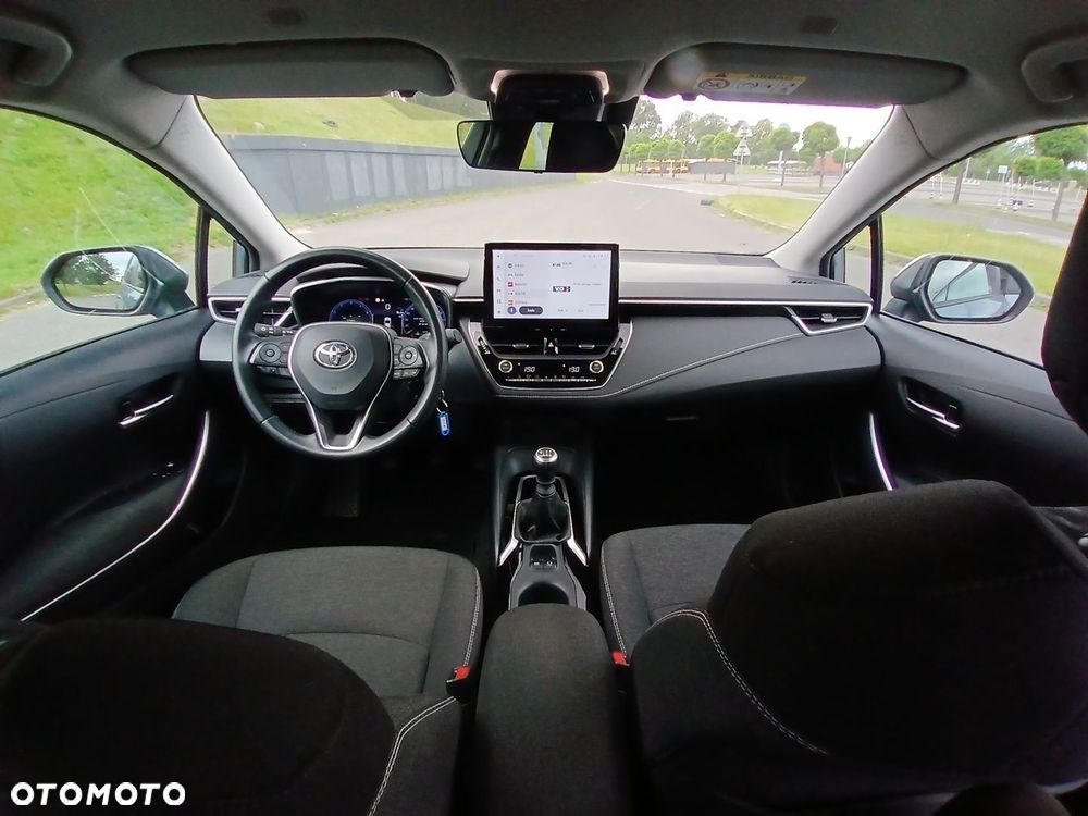 Toyota Corolla - 22