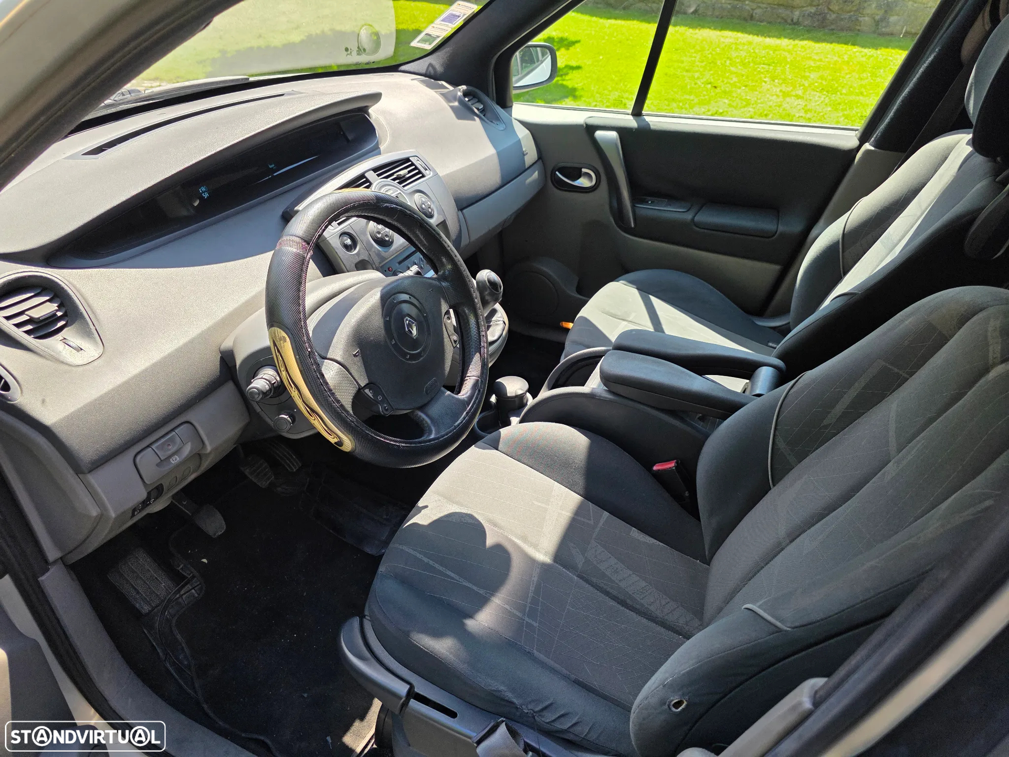 Renault Scénic 1.5 dCi Confort Dynamique - 10