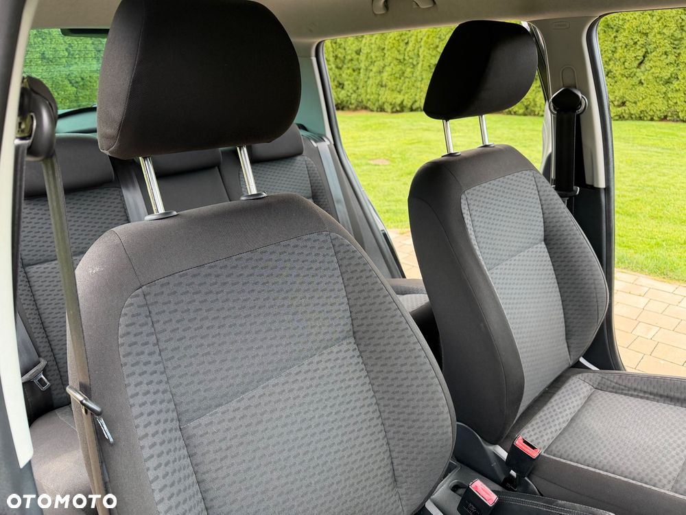 Skoda Fabia 1.2 TSI Monte Carlo - 37