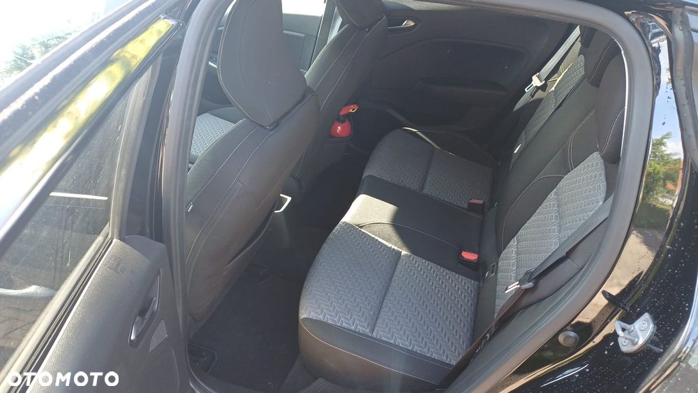 Renault Clio - 10