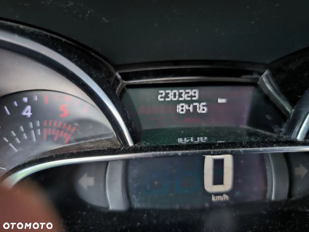 Renault Clio - 6