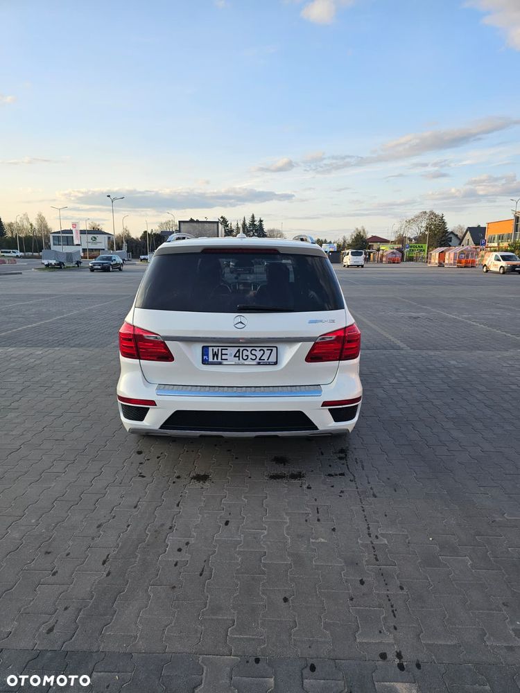 Mercedes-Benz GL 350 BlueTEC 4-Matic - 9