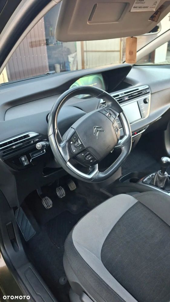 Citroën C4 Picasso - 16