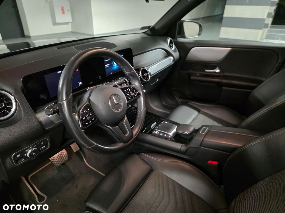 Mercedes-Benz GLB 200 7G-DCT - 12