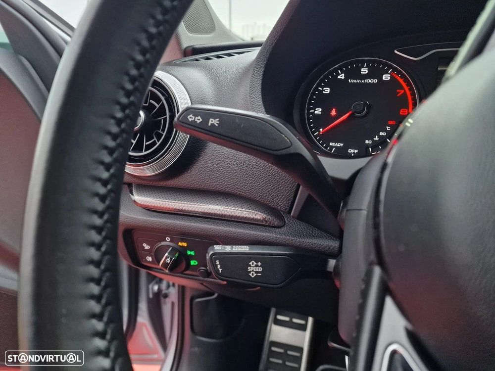 Audi A3 Sportback 1.0 TFSI Design - 12