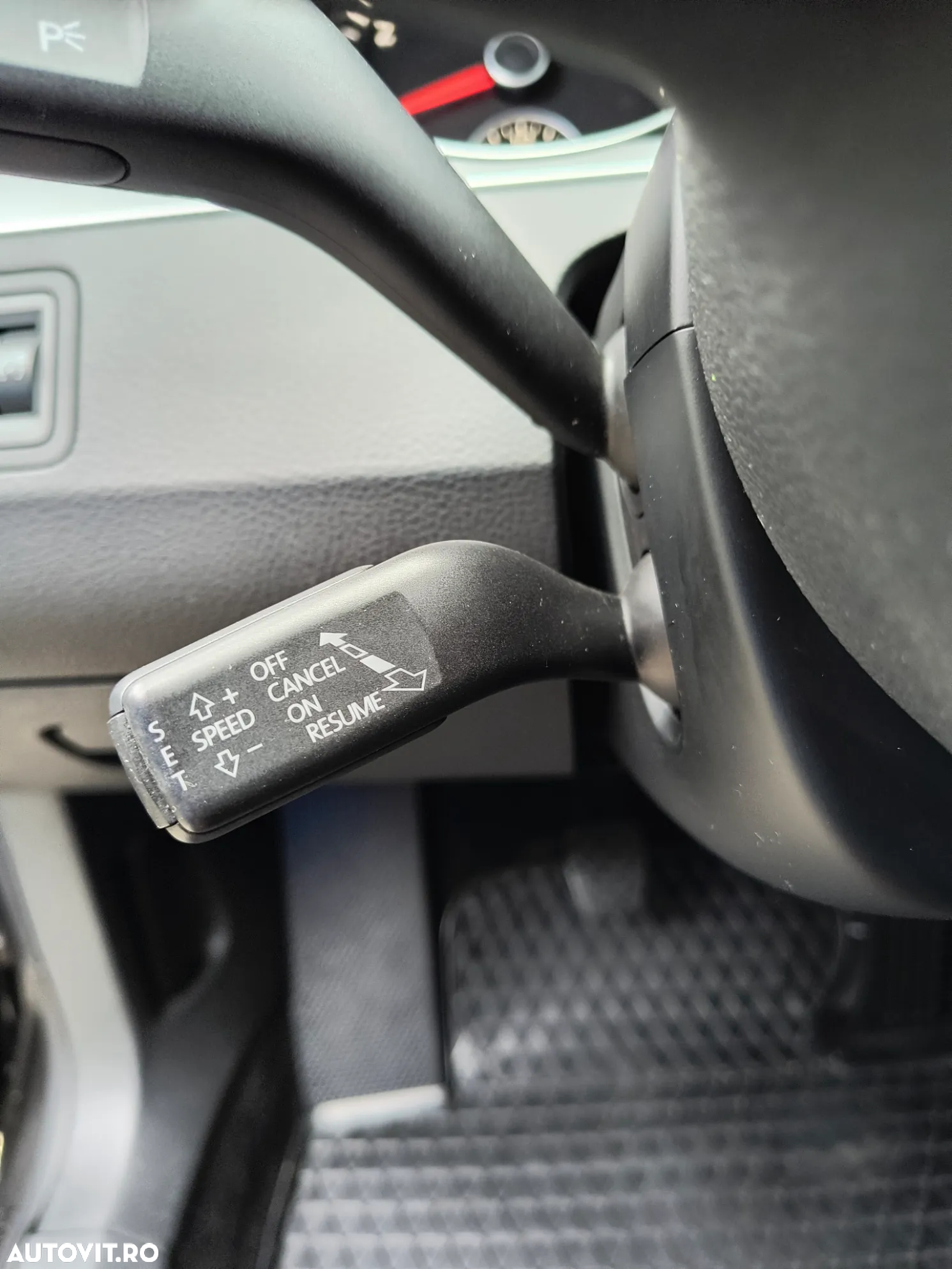 Volkswagen Passat - 19