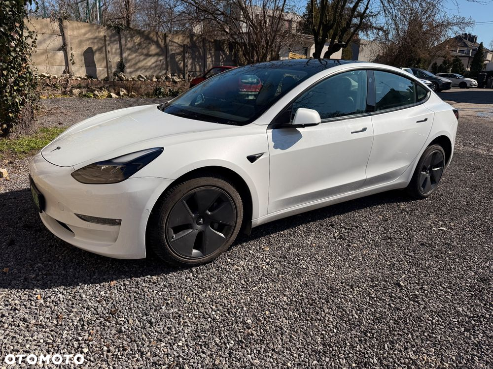 Tesla Model 3 Long Range AWD - 9