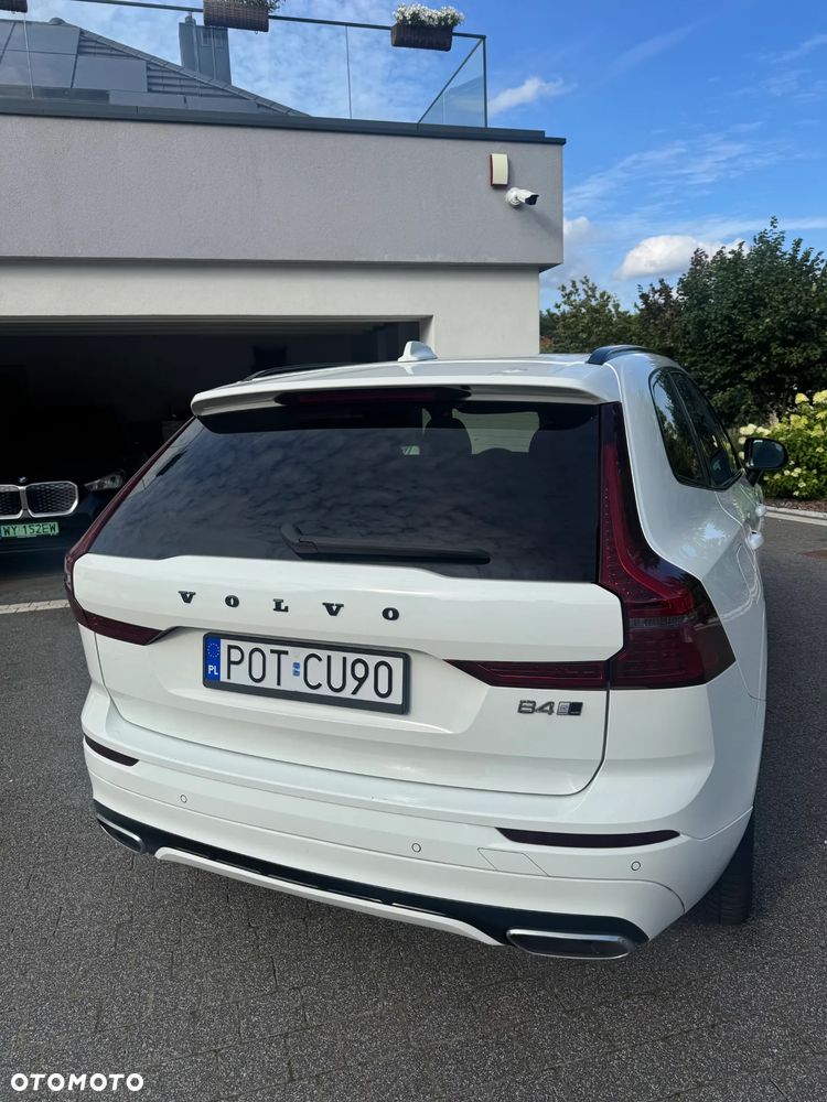 Volvo XC 60 B4 D AWD R-Design - 9