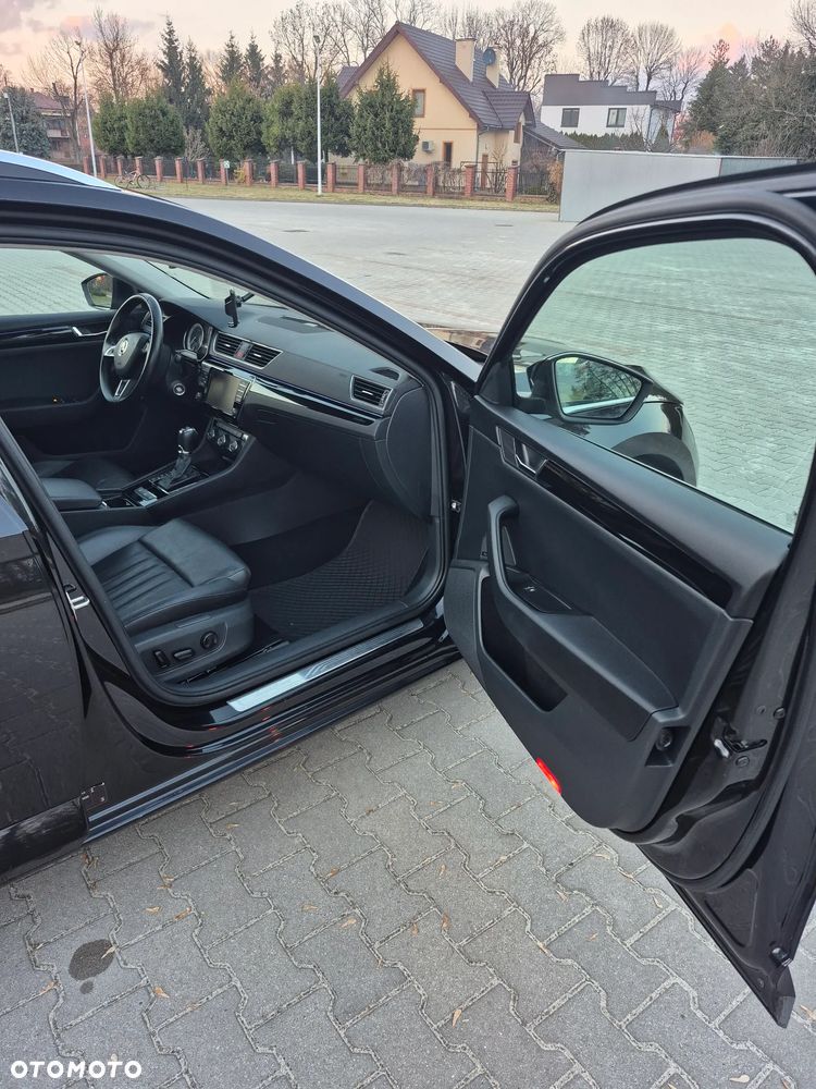 Skoda Superb 2.0 TDI 4x4 L&K DSG - 15