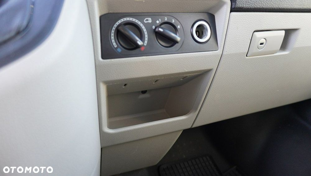 Volkswagen Transporter L2H1 - 17