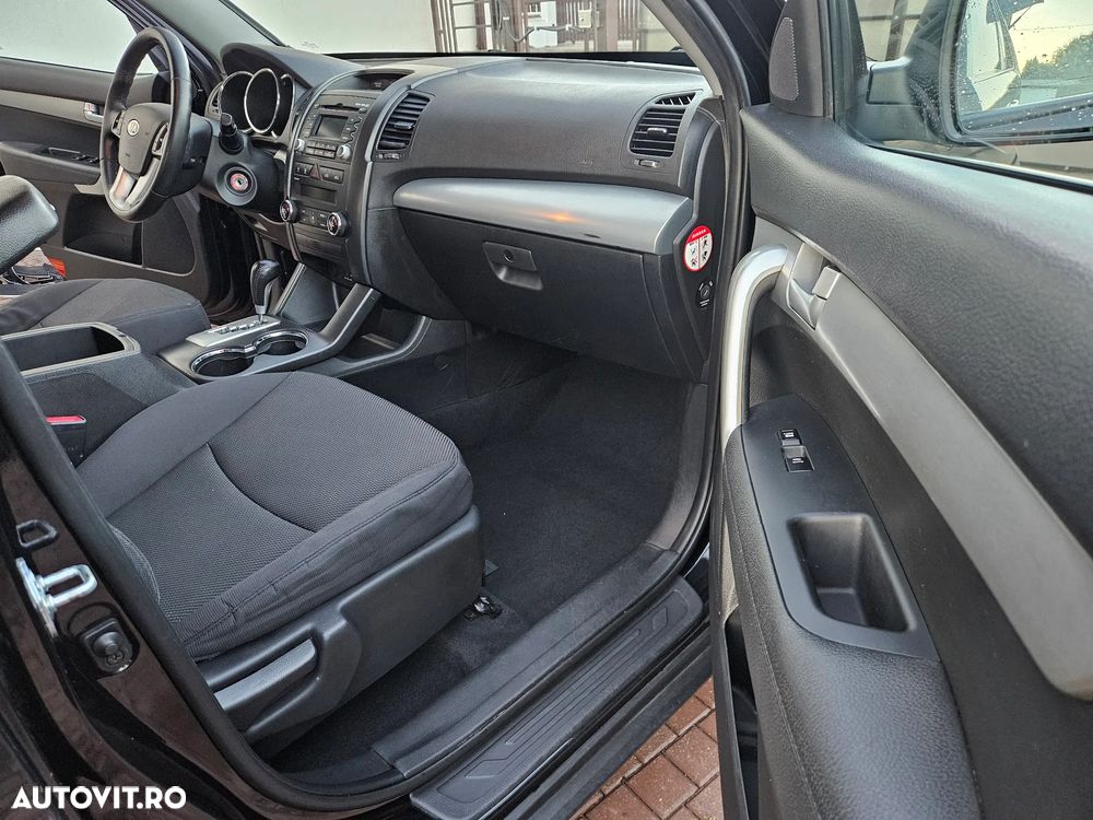 Kia Sorento 2.2 DSL 4x4 Aut. Classic - 8