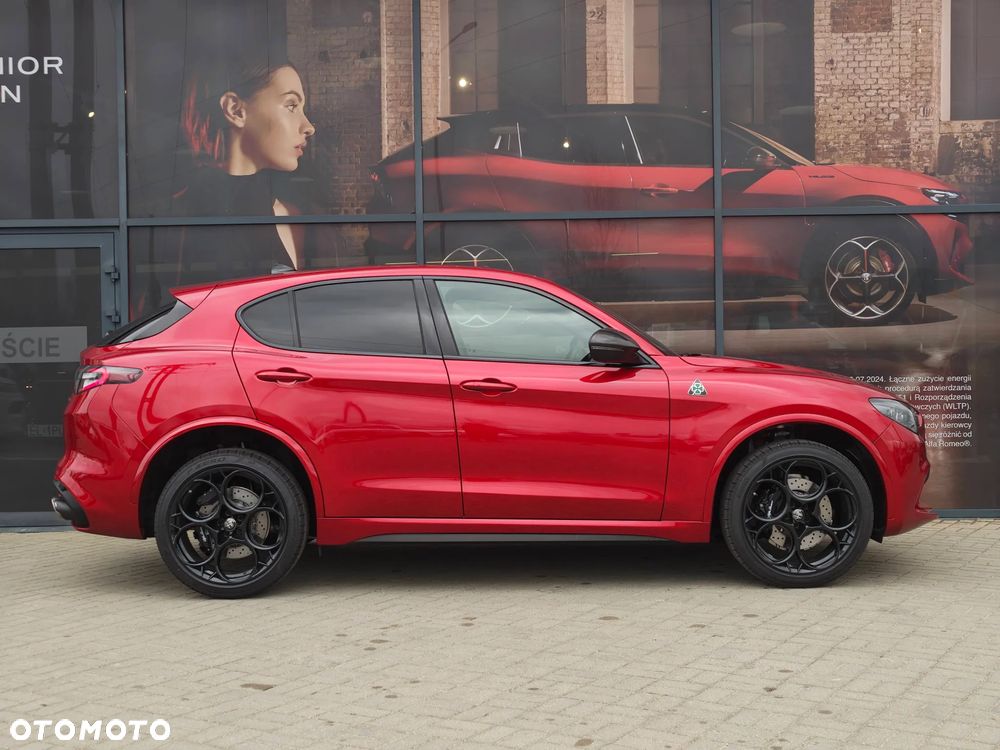 Alfa Romeo Stelvio - 6