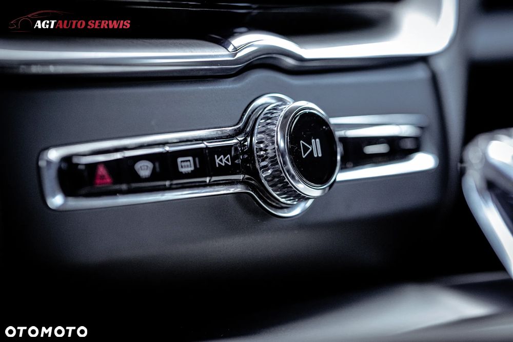 Volvo XC 60 B4 B Inscription - 24