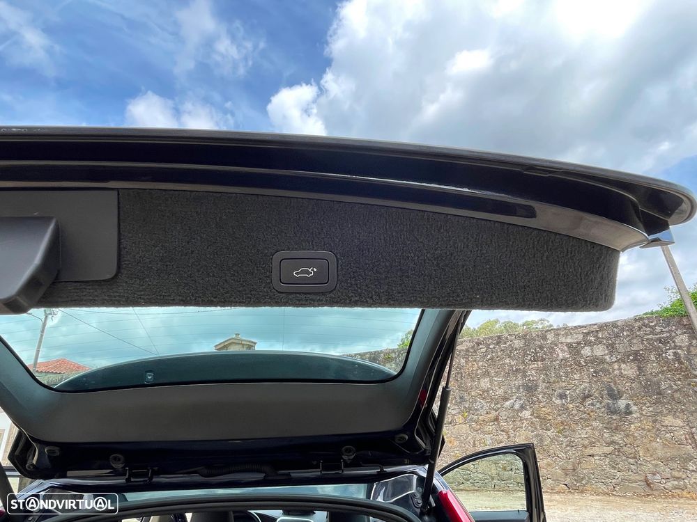 Volvo XC 60 2.4 D Geartronic - 19