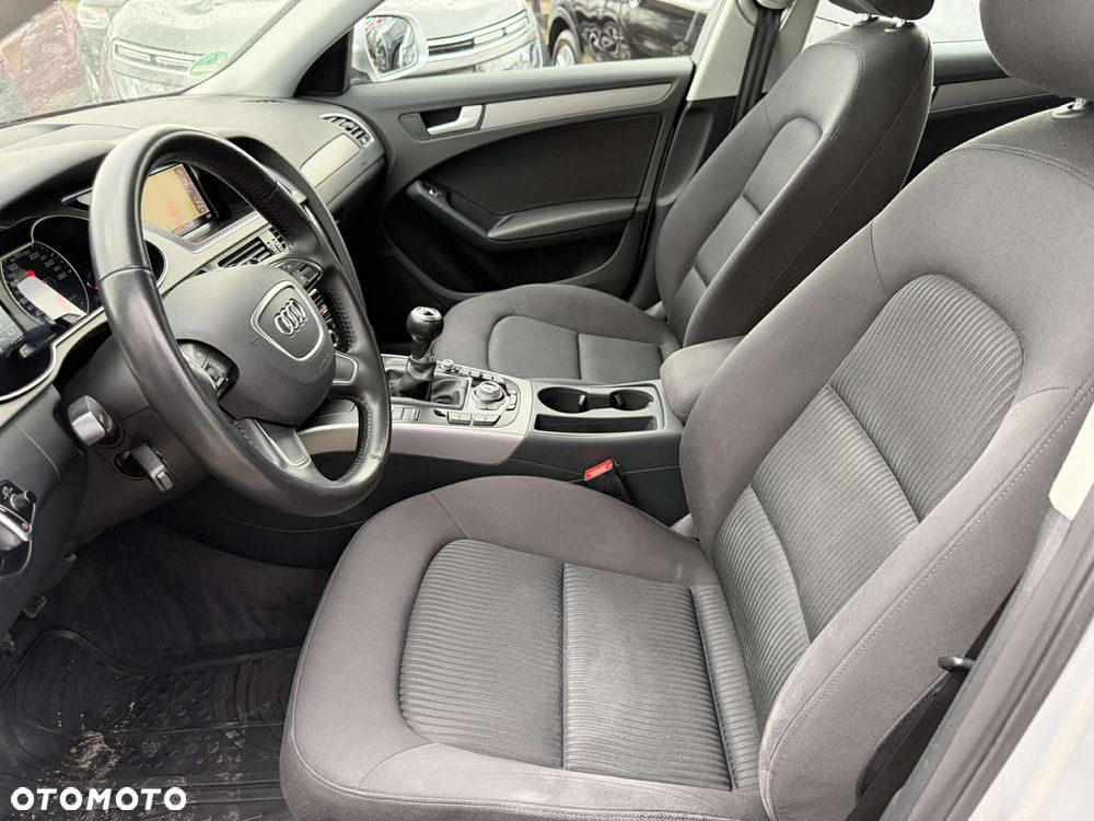 Audi A4 Avant 2.0 TDI DPF Ambiente - 11