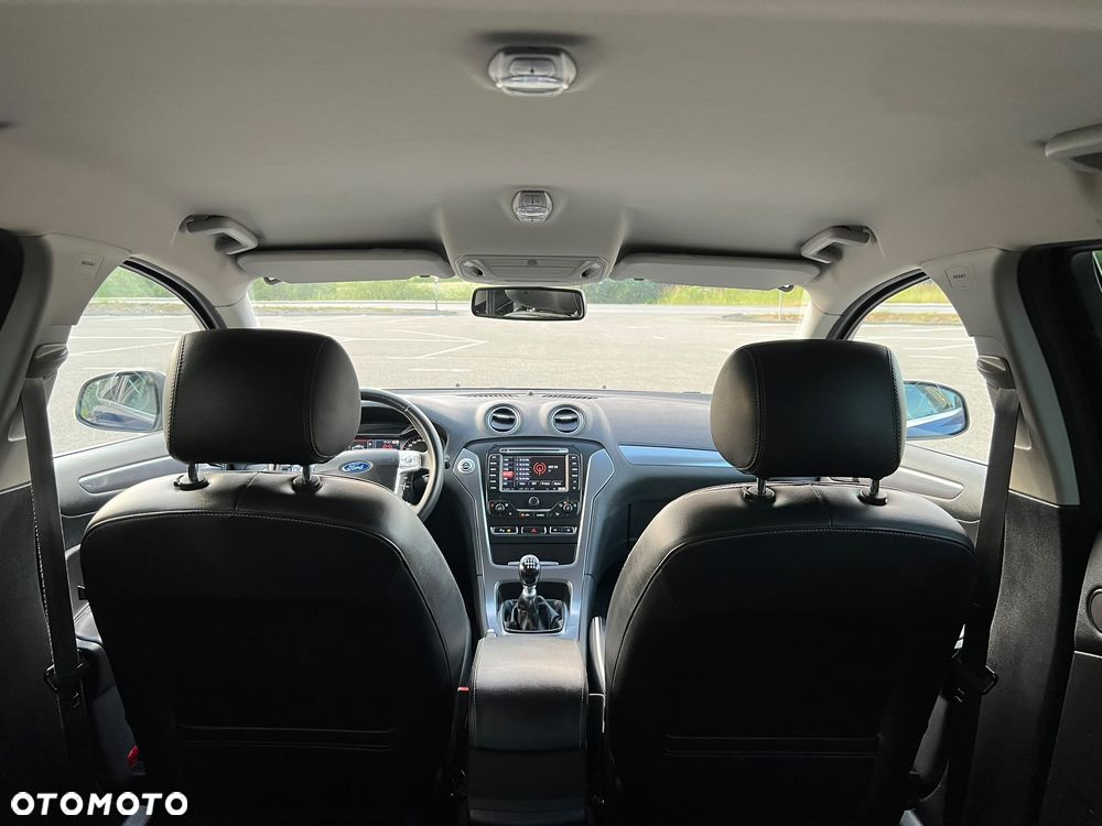 Ford Mondeo 2.0 TDCi Titanium - 35