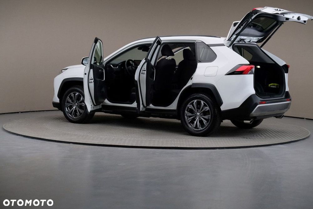 Toyota RAV4 - 7