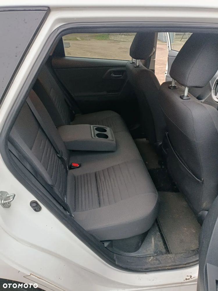 Toyota Auris - 10