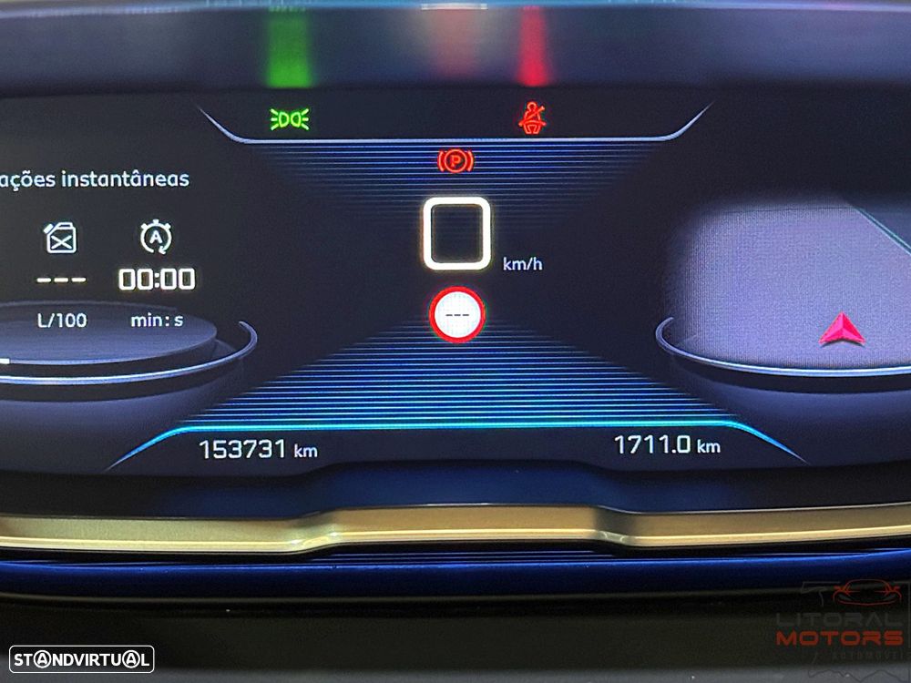 Peugeot 5008 1.6 BlueHDi Style - 26