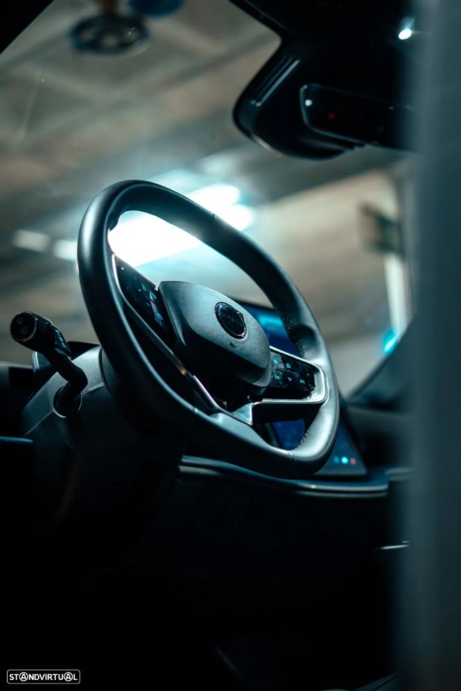 Volvo EX30 69 kWh Single Motor Extended Range Core - 14