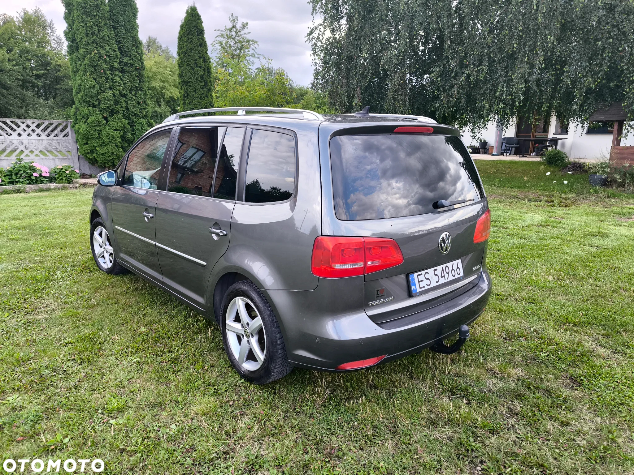 Volkswagen Touran 2.0 TDI DPF Highline - 6