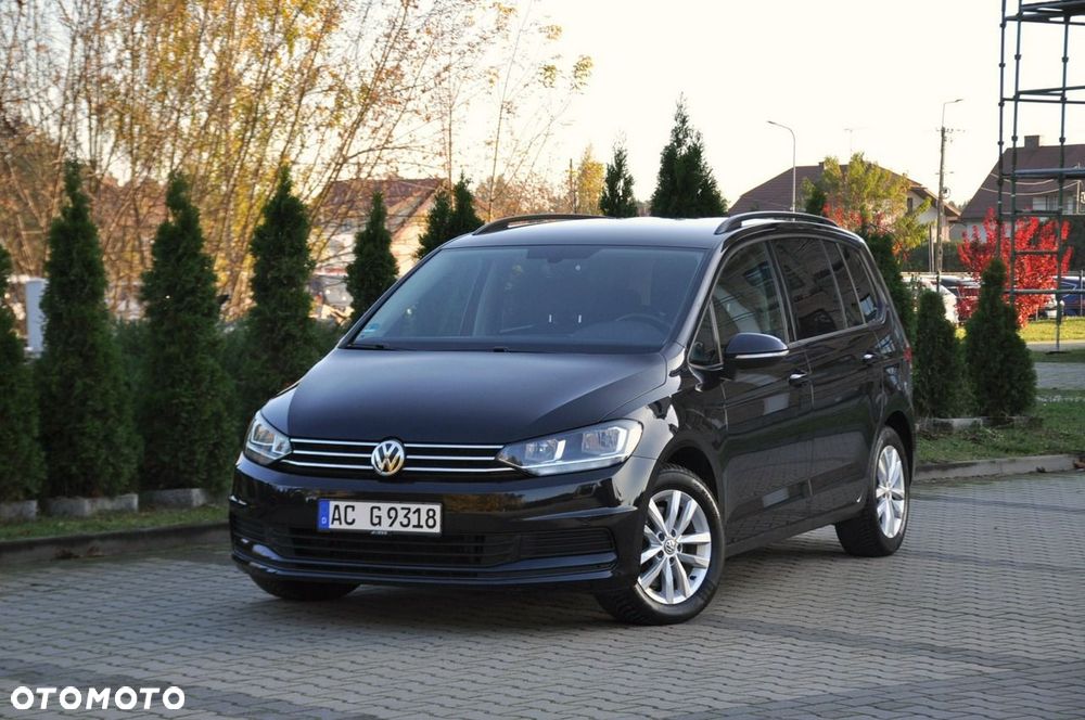 Volkswagen Touran - 9