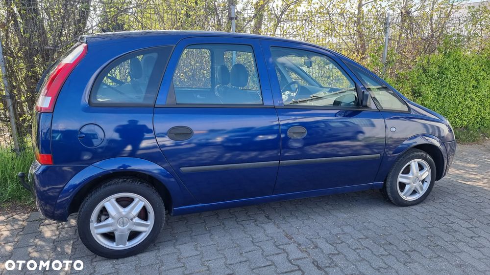 Opel Meriva 1.6 Cosmo - 12