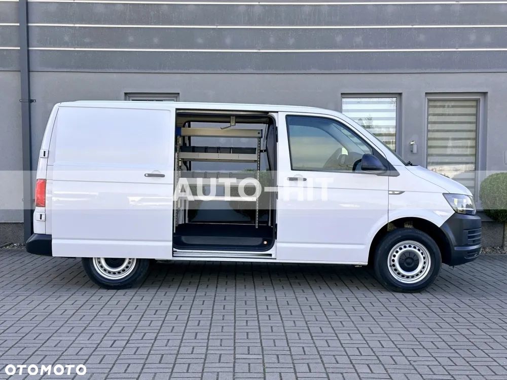 Volkswagen Transporter - 11