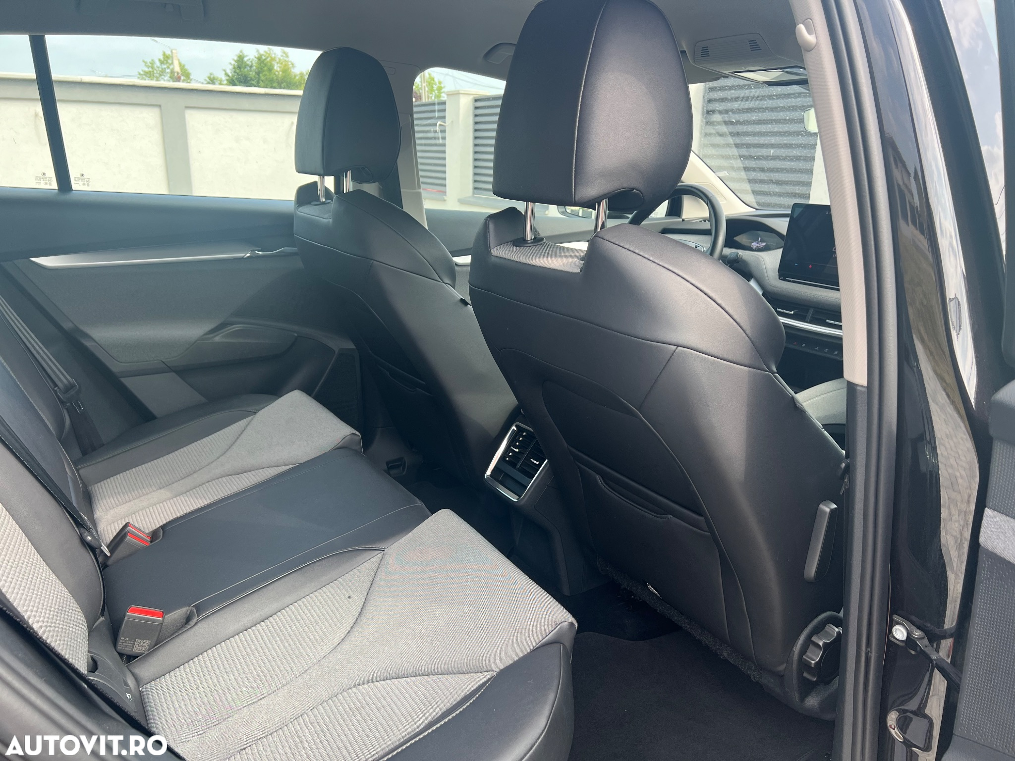 Skoda Enyaq 60 - 12