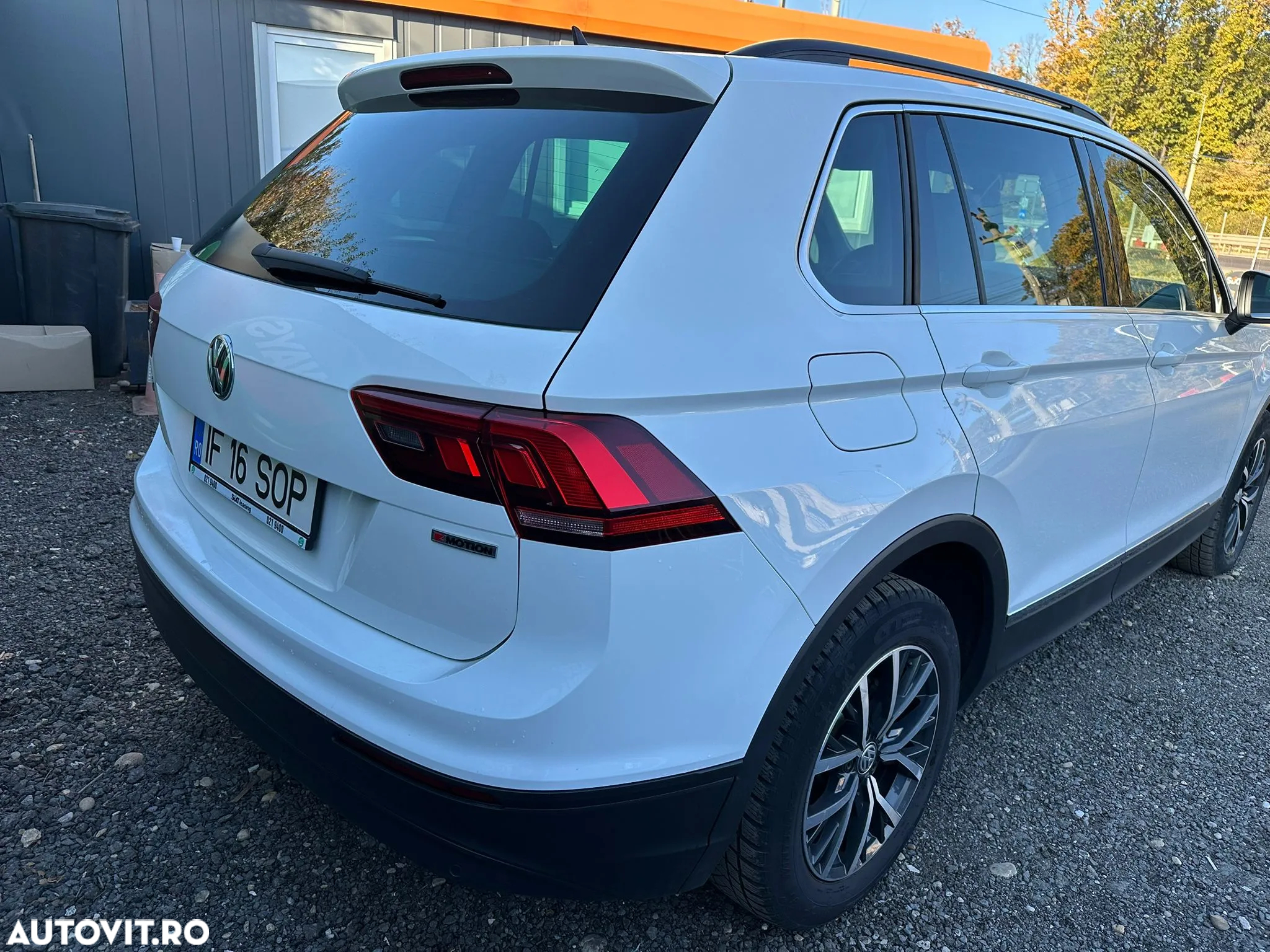 Volkswagen Tiguan 2.0 TDI 4Mot DSG Comfortline - 3