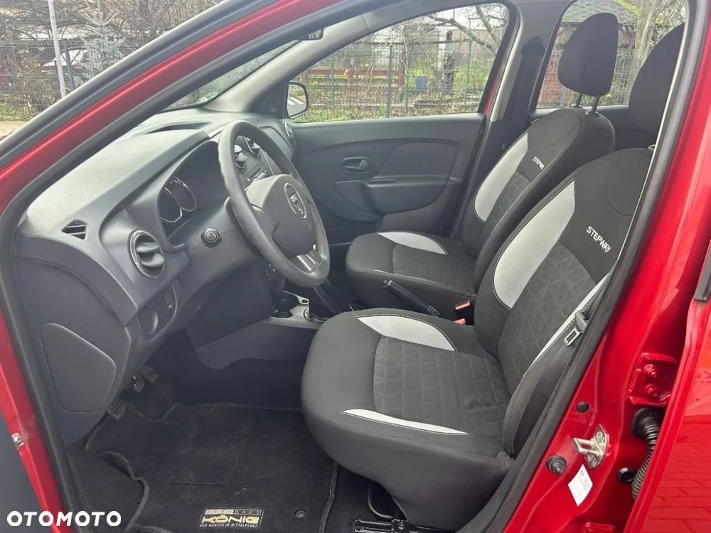 Dacia Sandero 0.9 TCe Laureate - 11