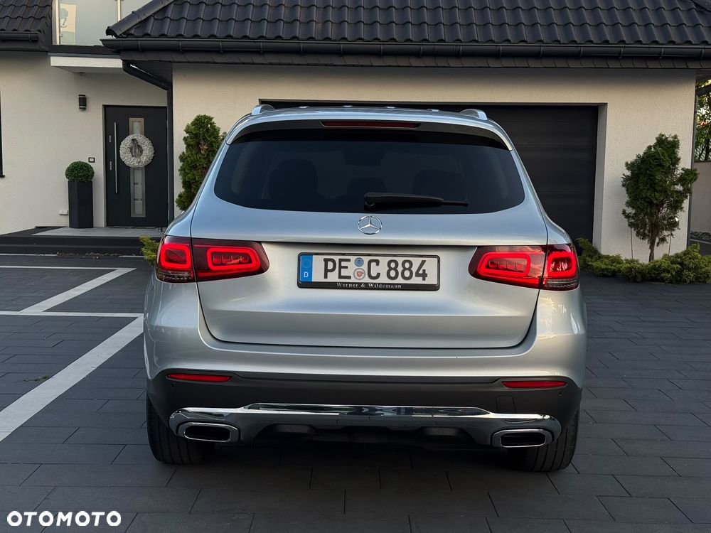 Mercedes-Benz GLC 200 d 4Matic 9G-TRONIC - 9