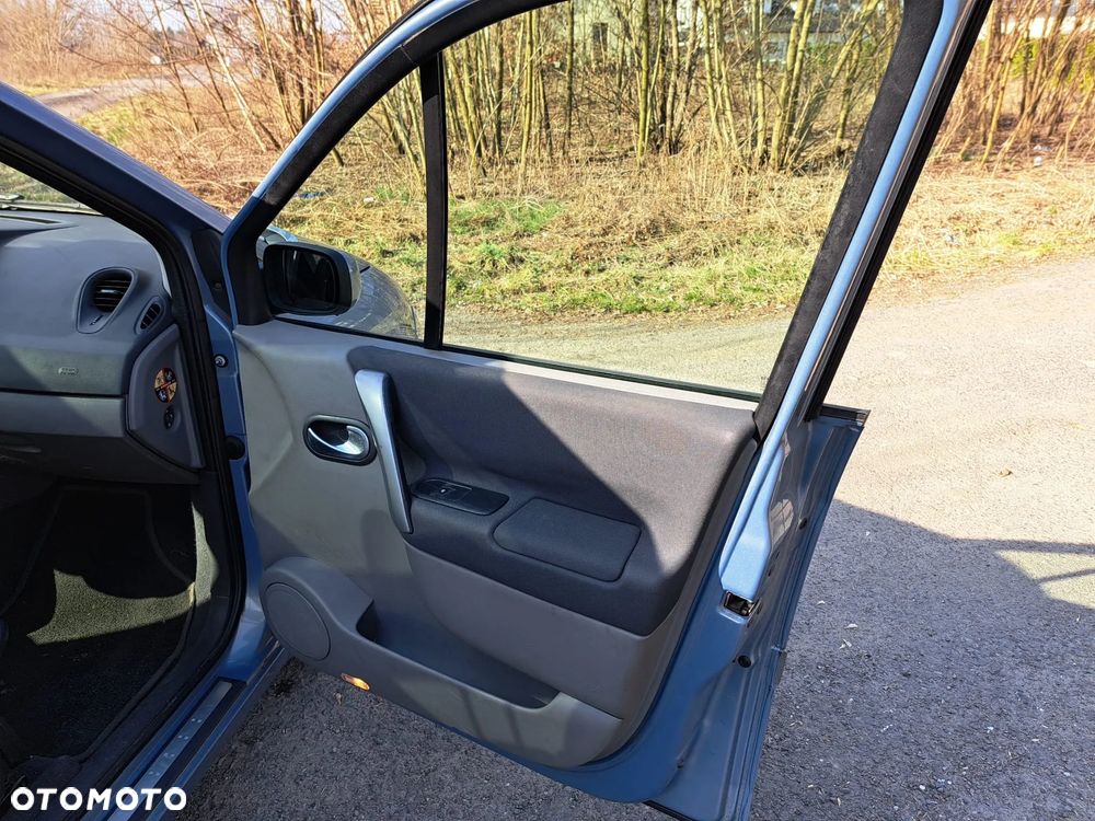 Renault Scenic - 34