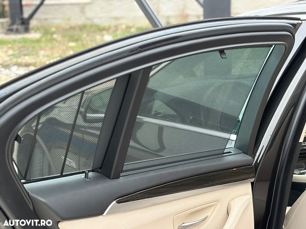 BMW Seria 5 520d Aut. Luxury Line - 17