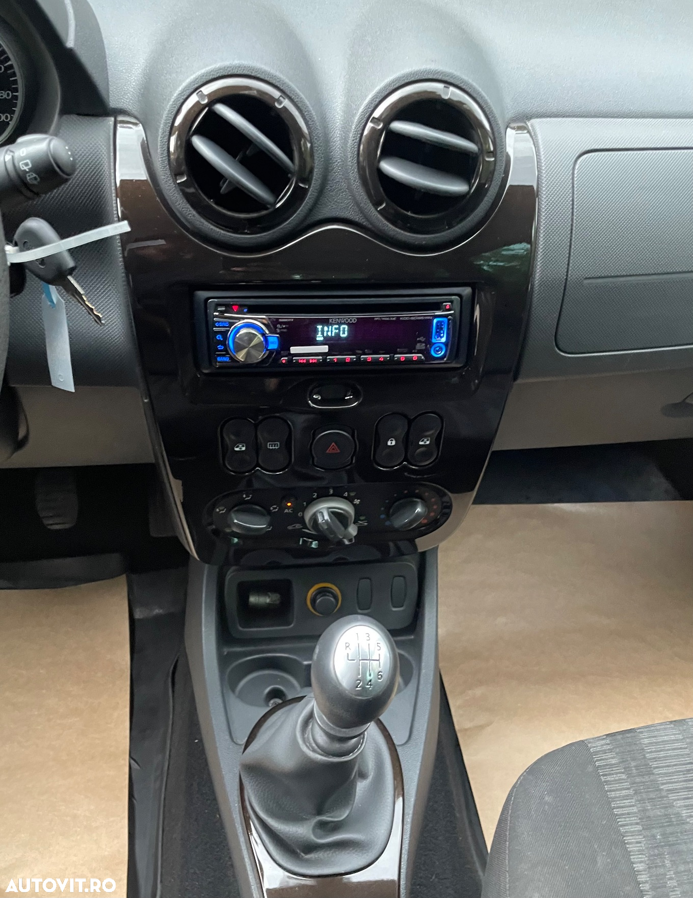 Dacia Duster 1.5 dCi 4x2 Prestige - 30