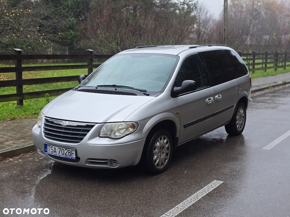 Chrysler Voyager 2.4 SE - 9