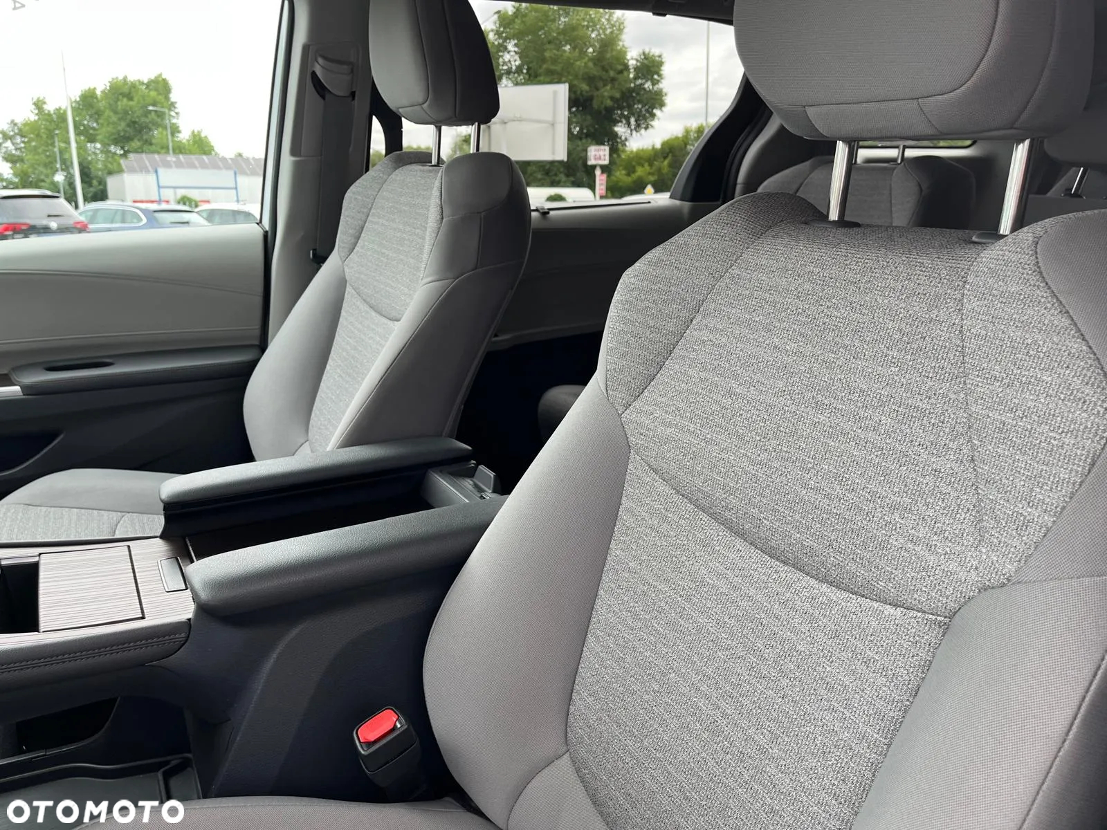 Toyota Sienna - 20
