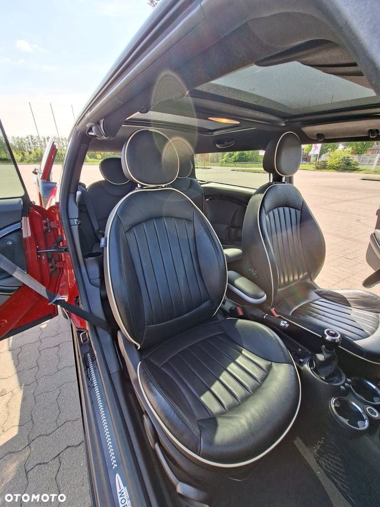 MINI Clubman Cooper JCW - 14