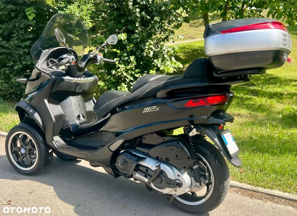 Piaggio MP-3 - 6