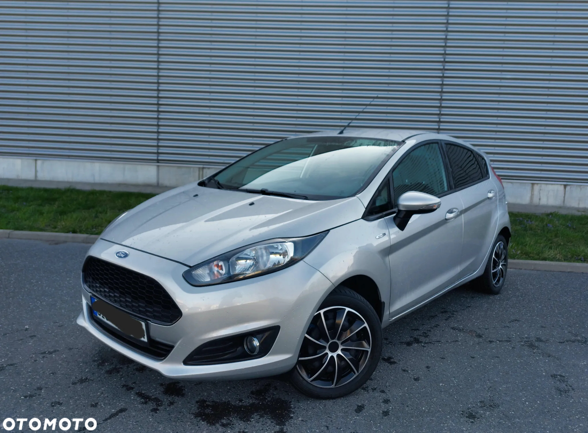 Ford Fiesta - 2