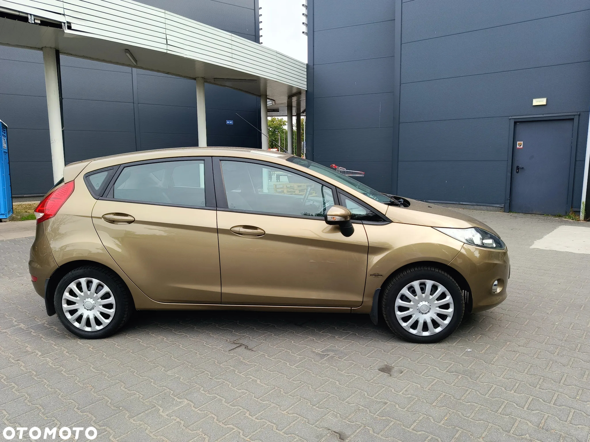 Ford Fiesta 1.25 Ambiente - 16