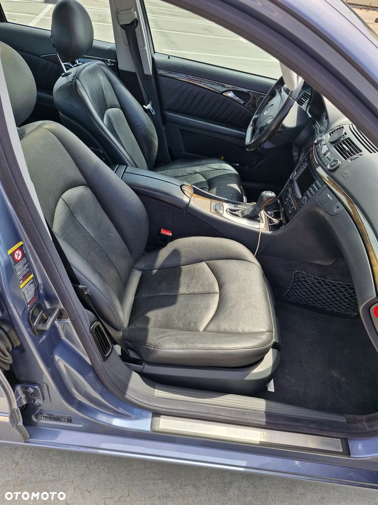 Mercedes-Benz Klasa E 500 Avantgarde - 11