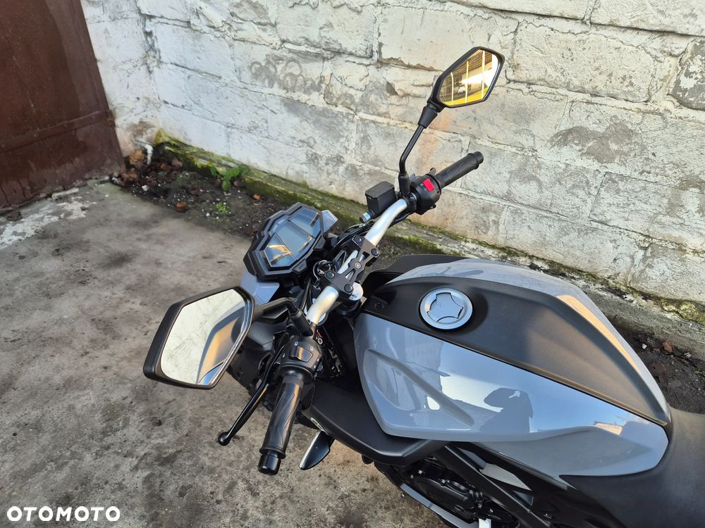 Yamaha MT - 20