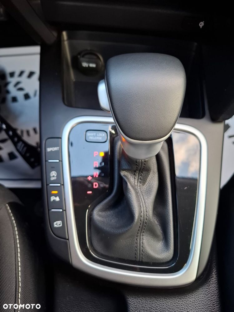 Kia Ceed 1.5 T-GDI DCT7 OPF GT Line - 13
