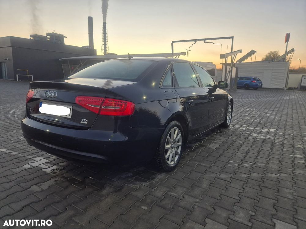 Audi A4 - 4