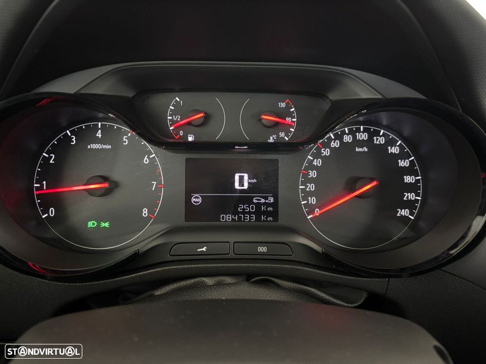 Opel Crossland 1.5 D Business - 25